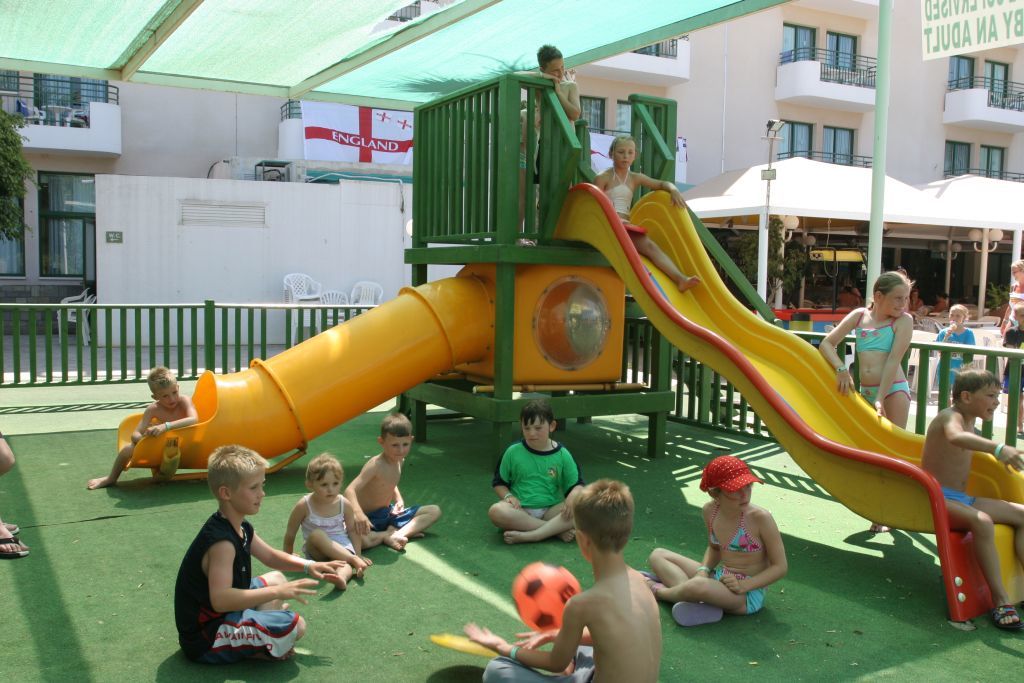 Maris Grand Waterpark Resort Protaras Exterior photo